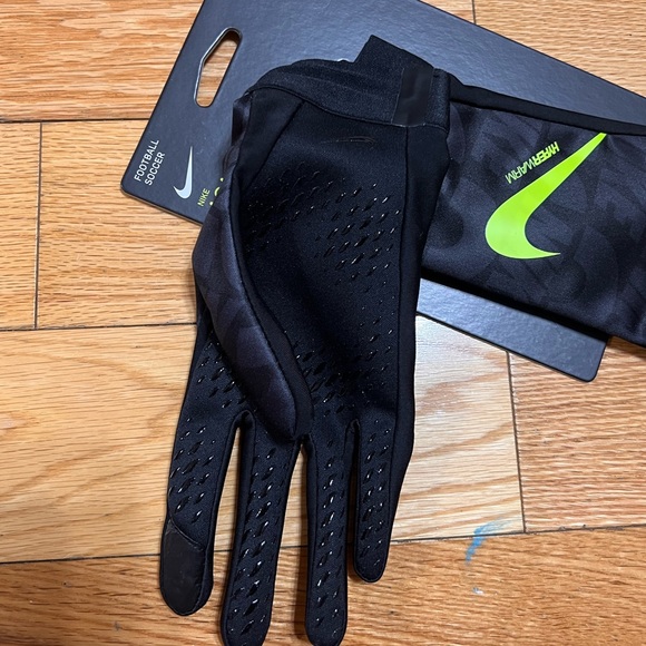 Nike Gloves Youth brand new authentic - Picture 3 of 9